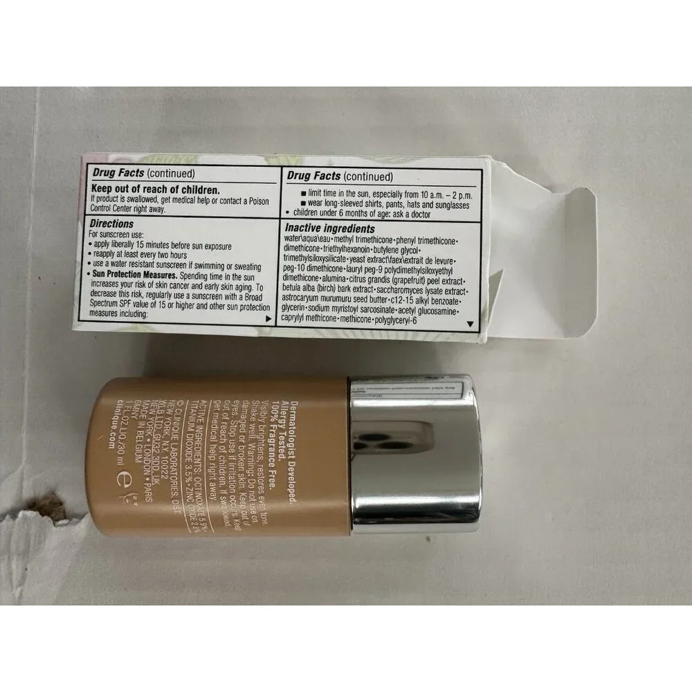 Clinique Even Better Clinical Serum Foundation SPF 15 NEW IN BOX WN 12 Meringue‎